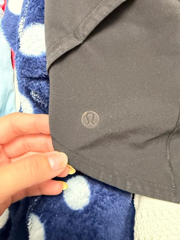 Lululemon Shorts Speed Up - Image 4