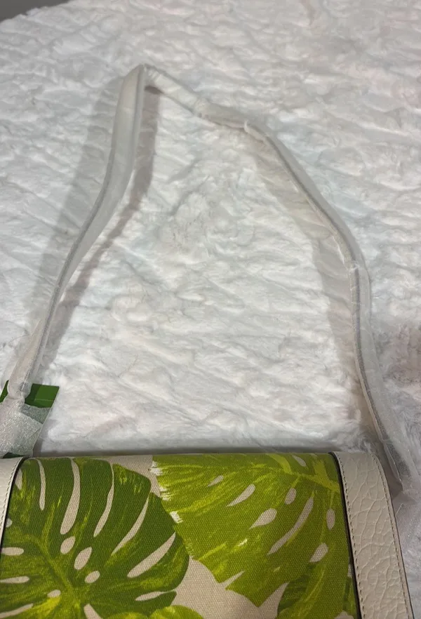 Leaf Print Clutch Shoulder Bag .NWT . - Image 4