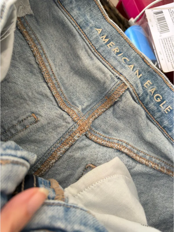 American Eagle Mom Jeans - Image 3