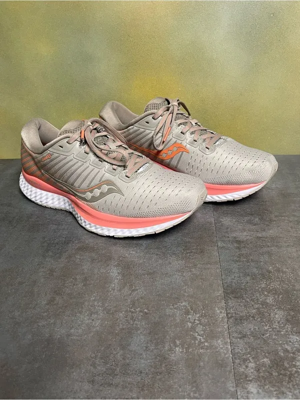 Saucony Guide 13 Women's Running Shoes Moon Rock Size 8.5 - Image 2