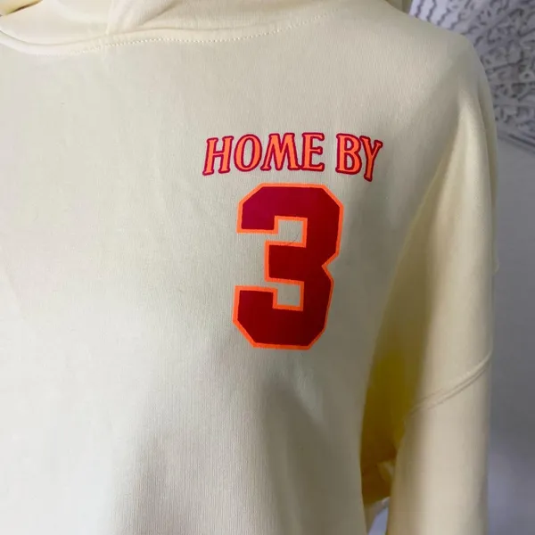 New Butter Yellow Fleece Lined "Home By 3" hoodie Sweater Size M - Image 4