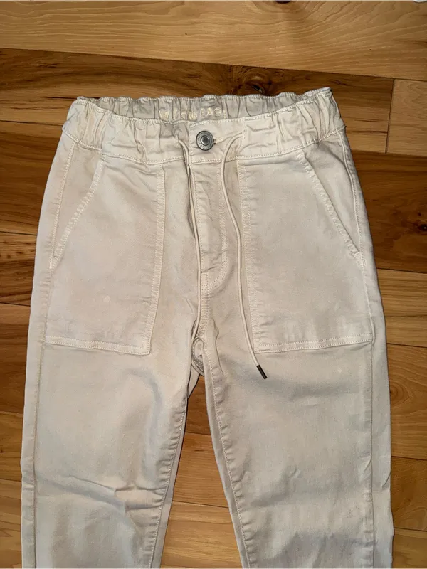 American Eagle Outfitters Cream High-Rise Jeggings with Patch Pockets - Image 3