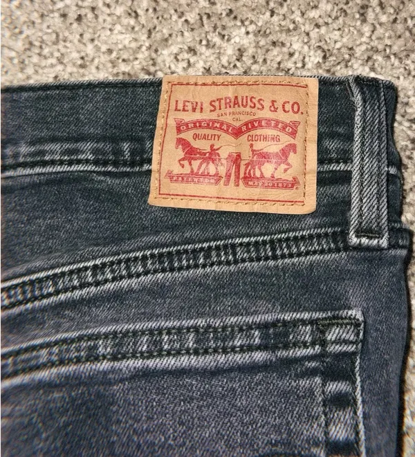 Levi’s Wedgie Straight Women’s Jeans - Image 6