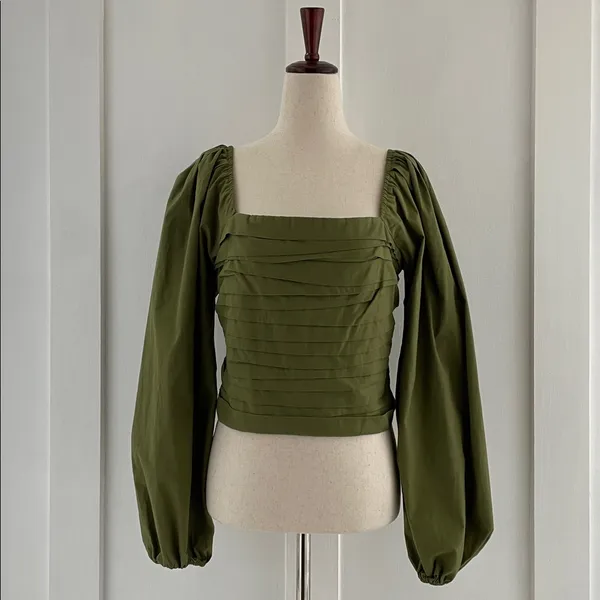 ABERCROMBIE & FITCH Puff Sleeve Pleated Bodice Ruched Crop Top in Green Size M - Image 2