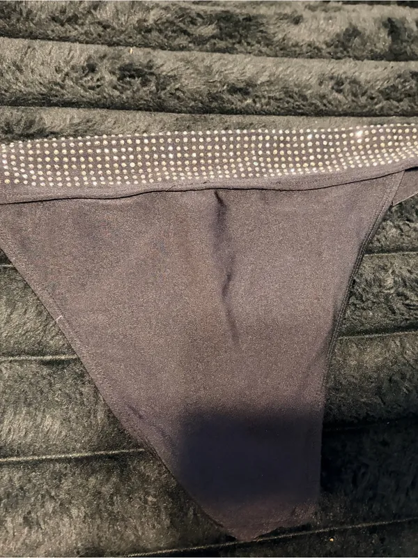 Kardashian Kollection swim bottoms Label - Image 4