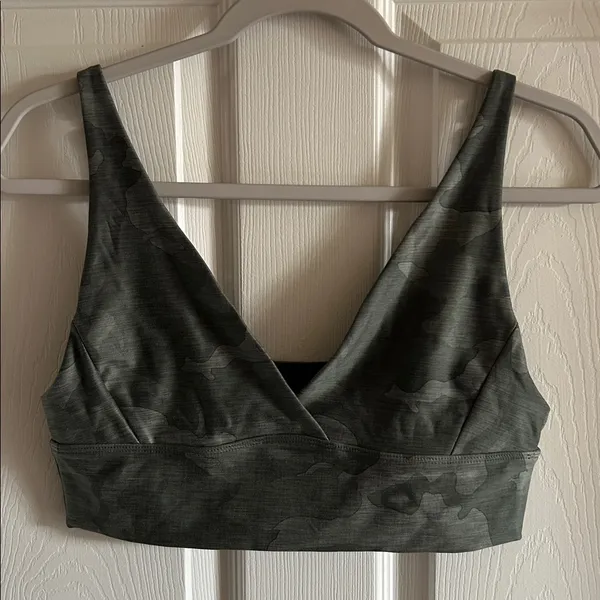 PrAna Layna Sage Camoflauge Adjustable Straps Sports Bra Size Small‎ - Image 3