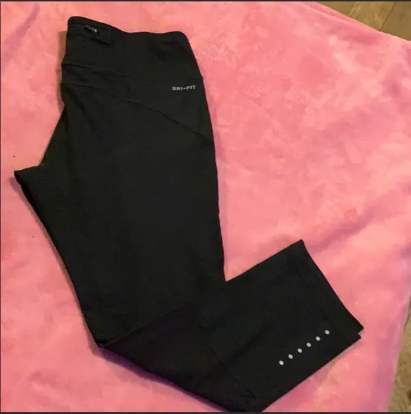 Nike Dri-Fit Running Capri - Image 4