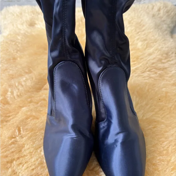 Elegant Navy Blue Women's Ankle Boots - Image 2