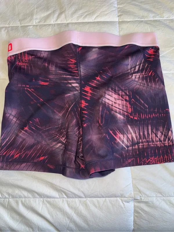 Nike Women's Pink Waistband Purple Graphic Bike Shorts - Image 4