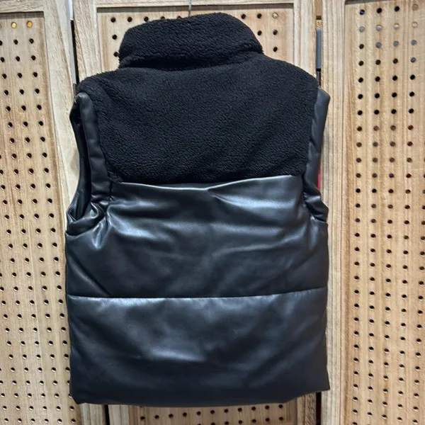 Bearpaw Ladies' Faux Leather Yoke Vest nwt - Image 6