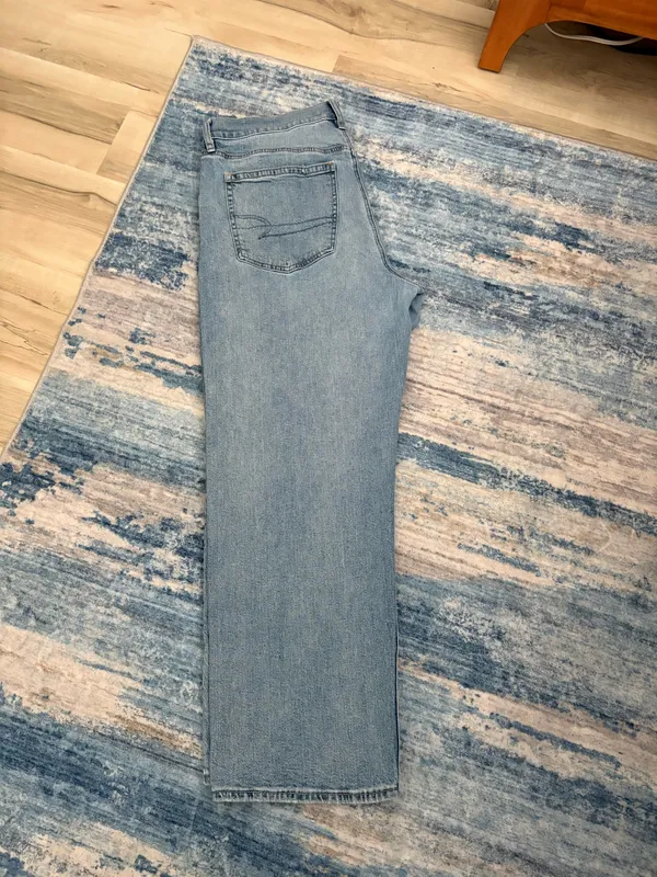 American Eagle Ex-Boyfriend Jeans - Image 3