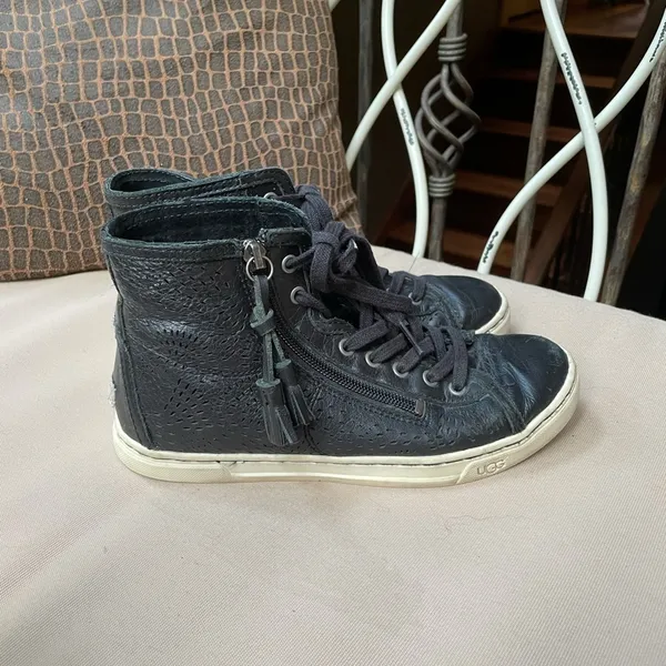 UGG‎ Blaney Leather Zipper High Top Sneaker - Image 6