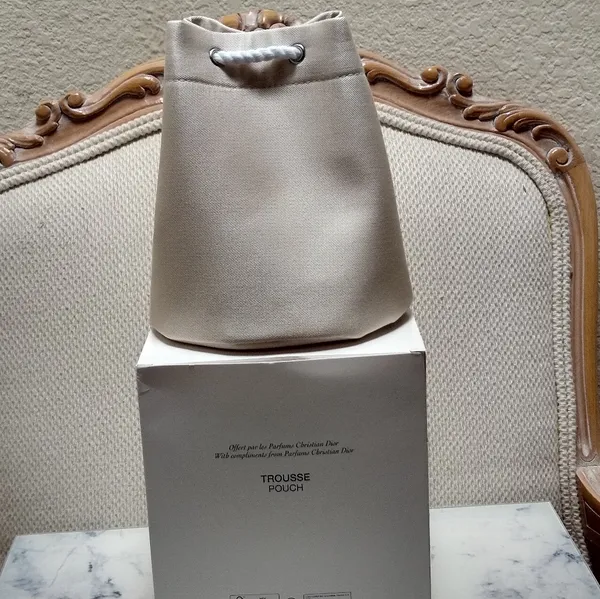 Dior Cream Drawstring Bucket Trousse Pouch Cosmetic Bag - Image 10