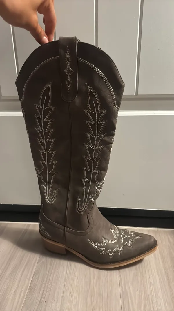 Cowgirl boots Gray Size 7.5 - Image 4
