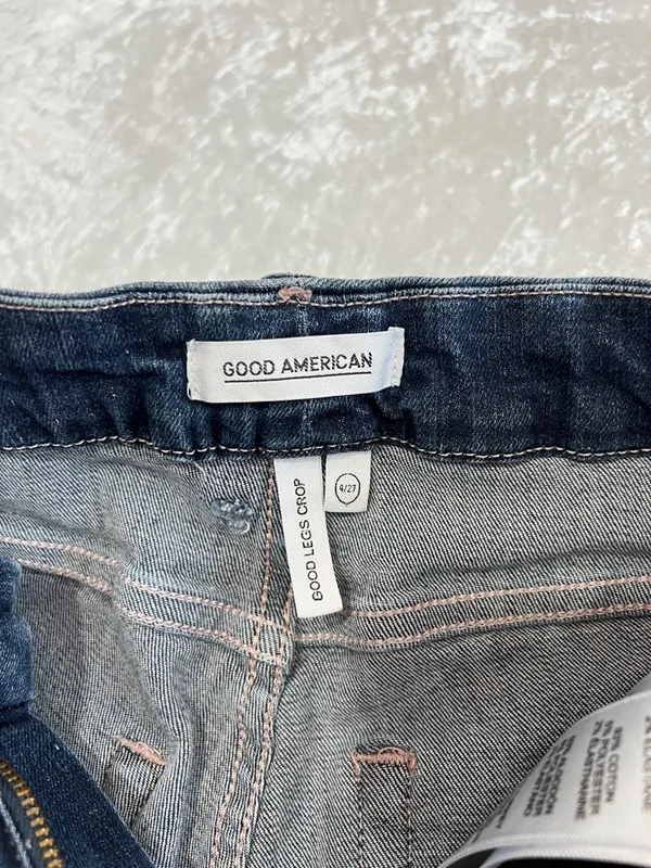Good American Legs Crop Jeans Blue Denim Size 4/27 Stretchy 93% Cotton - Image 9