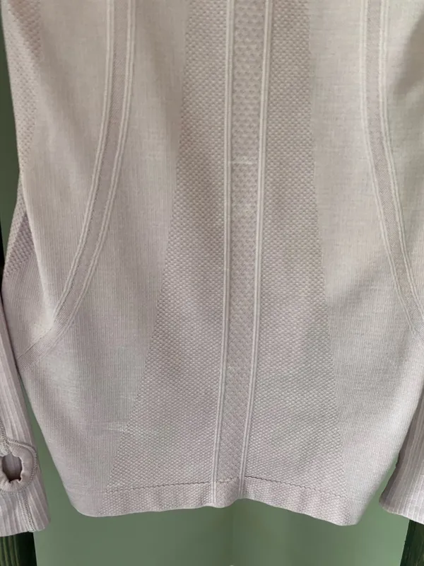 Lululemon Swiftly Tech Long Sleeve - Image 4
