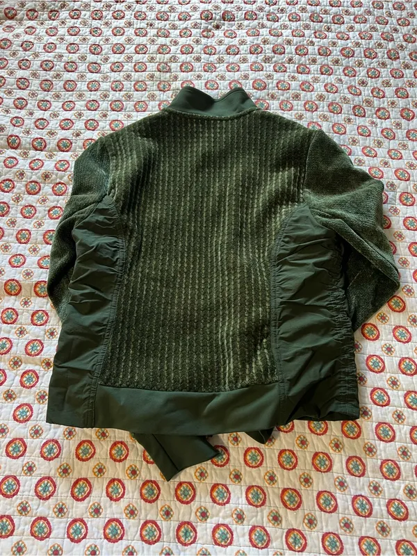 Cabi Olive Green Velour Uni Jacket size XS retails $175 - Image 7
