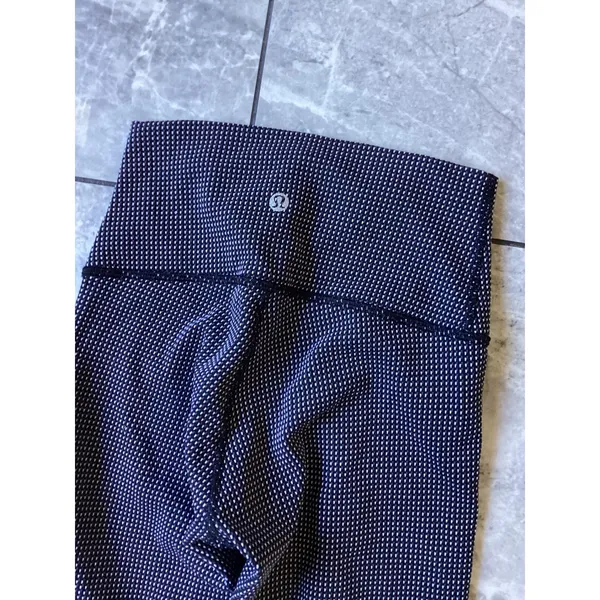 Lululemon High Rise Leggings Size 4 Navy White Dot Pattern Yoga Pants 1726 - Image 3