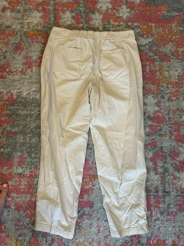 Old Navy High-Rise OG Chino Pants - Image 3