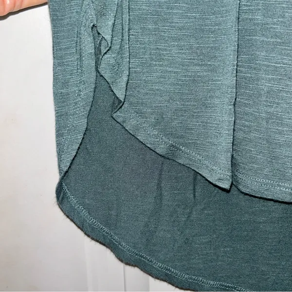 Maurice’s 24/7 Green Short Sleeve Tee Women’s Small - Image 4