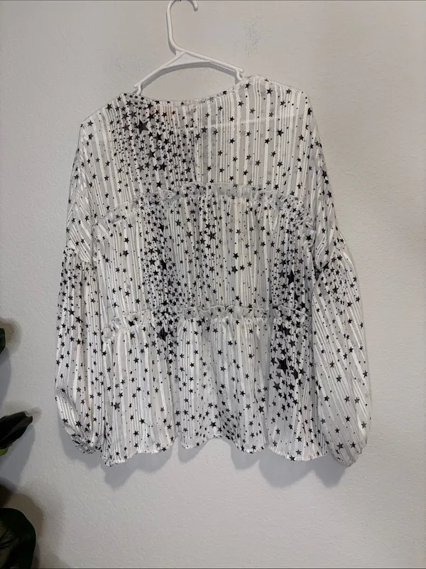 Tallulah Kate White flowy tiered Blouse Black Stars and Balloon Sleeves - Image 6
