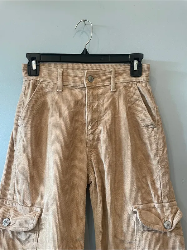 Tan Cargo Corduroy women’s Pants - American Eagle - Image 2