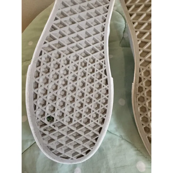 Vans Classic Slip-On Womens White Canvas Sneakers US 7.5 EU 38 Round Toe - Image 16