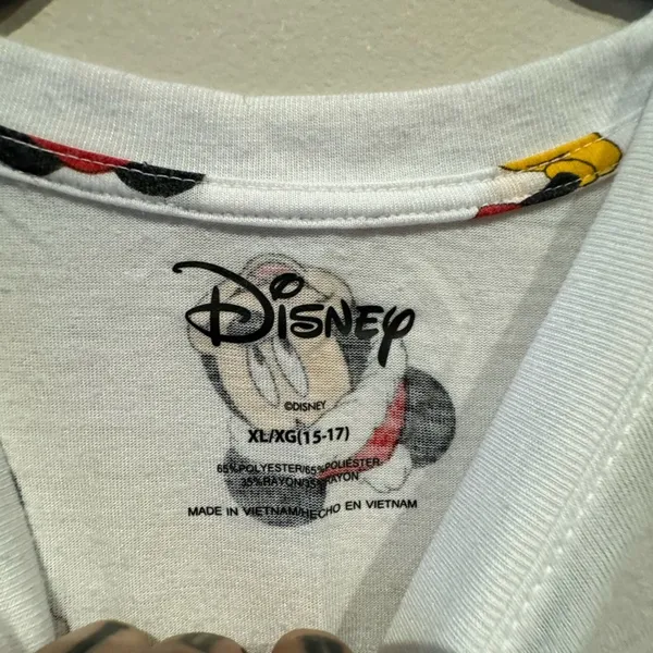Disney Mickey Mouse Christmas T-shirt size XL - Image 3