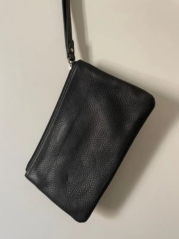 DKNY Black Leather Clutch - Image 5