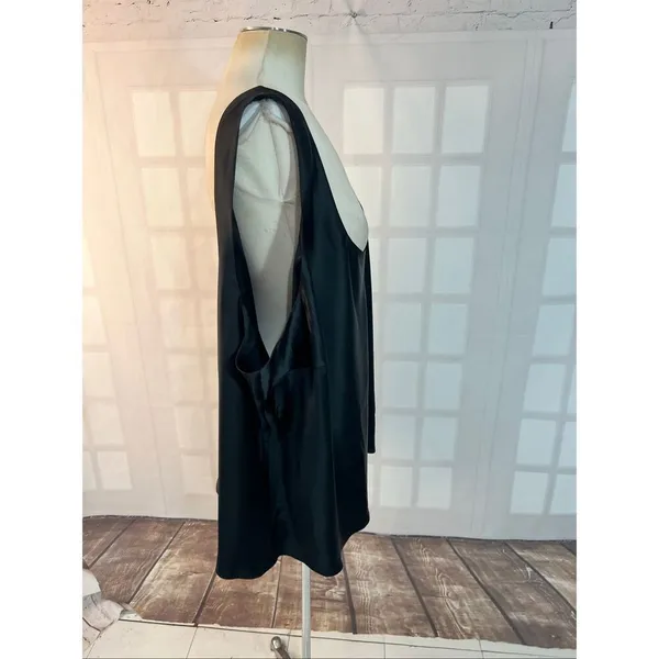 ASOS Design Curve NWT Black Satin Scoop Neck Sleeveless Cami Tank Top Size 26 - Image 4