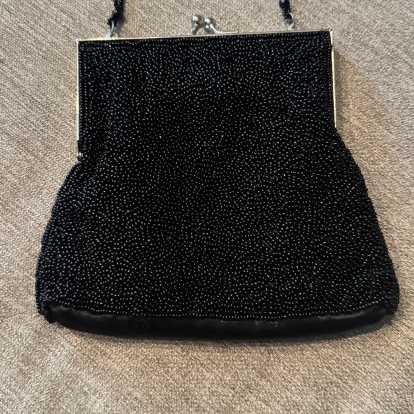 Y2K Style Black Beaded Floral Embroidered Kiss Lock Evening Bag Clutch Purse - Image 15