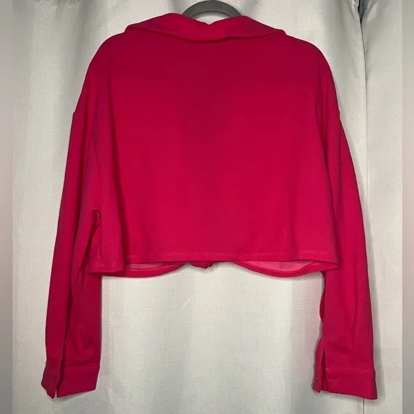 SHEIN EZwear Plus Hot Pink Flap Pocket Twist Hem Crop Blouse 2X - Image 2