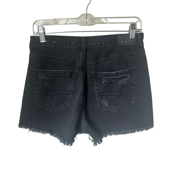 American Eagle Black Mom Jean Shorts - Size 4 - Image 2