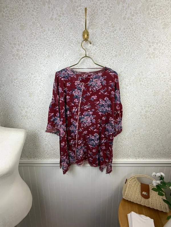 We The Free Red Floral Cotton You & Me Lightweight Sweater Tee - Size - Small - Image 8