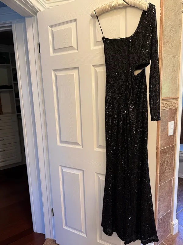 Windsor Sequence, Black Dress - Image 2