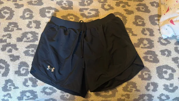 Under Armour Black Shorts Athletic - Image 4