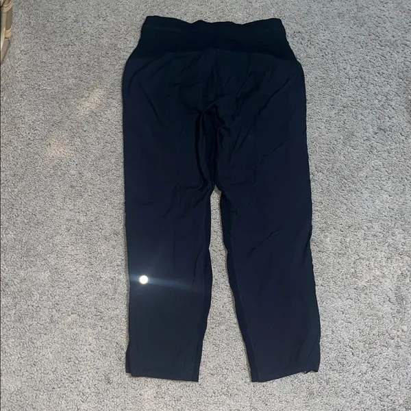 Lululemon Dance Studio Mid Rise Crop 25"‎ Black 4 - Image 7