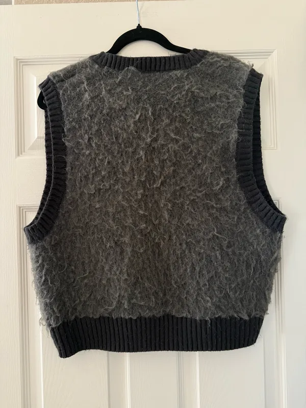 M2 Fuzzy Wool Blend Sweater Vest Gray Size L - Image 3