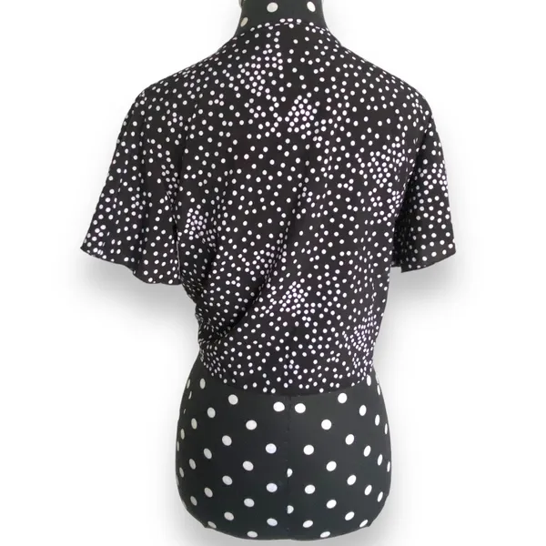 Shein Womens Blouse Sz S Black and White‎ Polka Dot Tie Front Cropped Length - Image 3