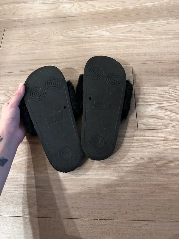 Steve Madden Slides Fuzzy - Image 4