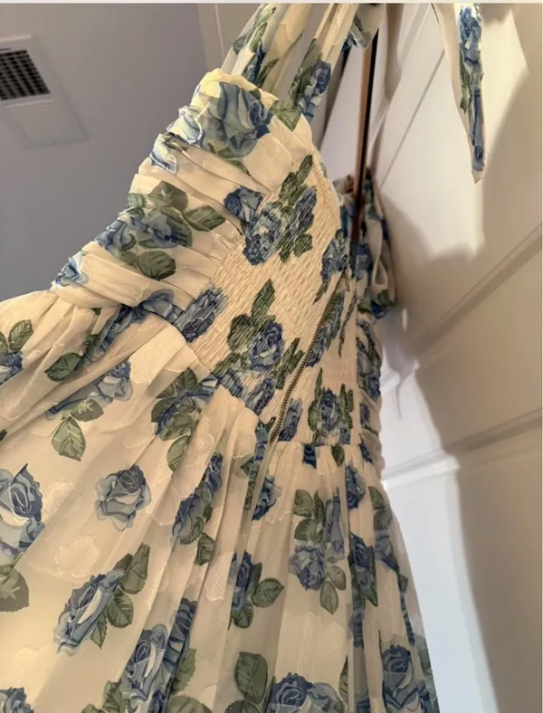 Petal and pup dress - Image 5