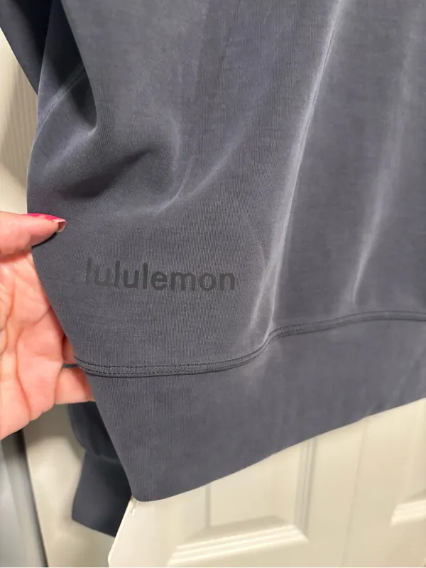 NWT Lululemon Softstreme Oversized Cropped Crew - Image 3