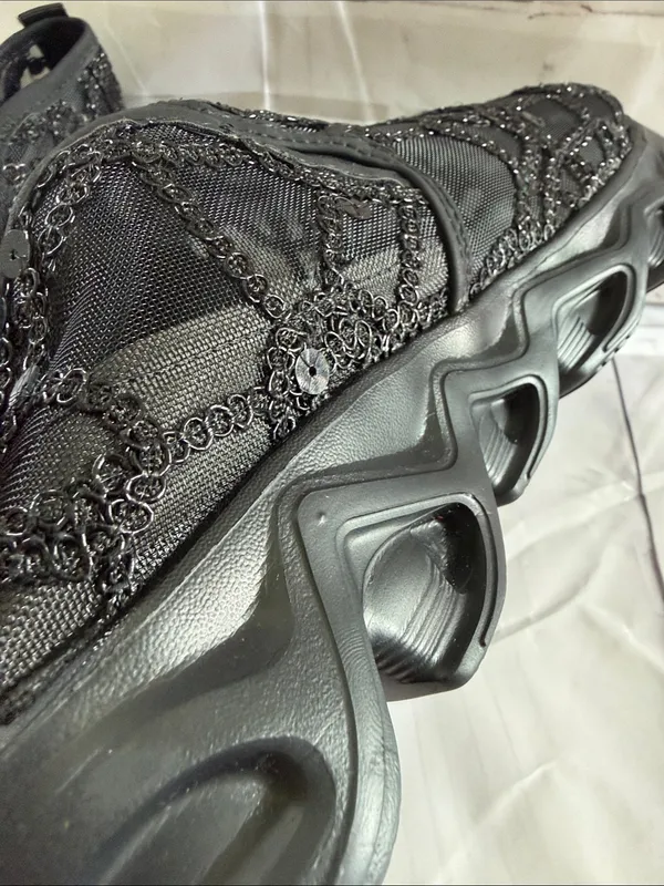 Source Unknown Black Beaded Mesh Slip-On Sneaker - Image 13
