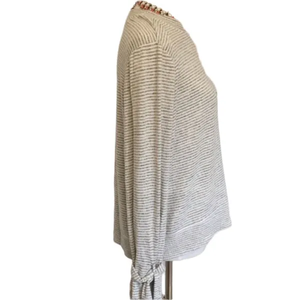 ✨ Abercrombie & Fitch Bow Tie Sleeve Sweater✨ - Image 4