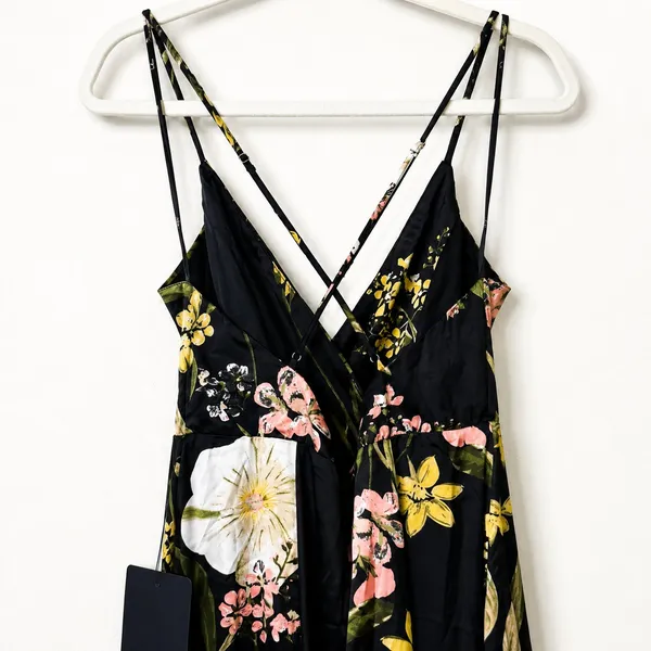 NEW Lulus Black Floral Satin Surplice V-Neck Strappy Back Maxi Dress, Large - Image 6