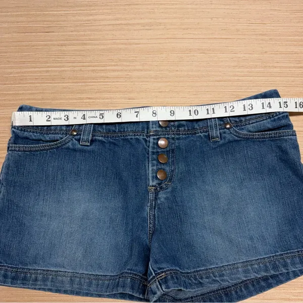 Vintage 90s Y2K American Eagle Denim Jean Shorts Womens 4 Button Fly Low Rise - Image 3