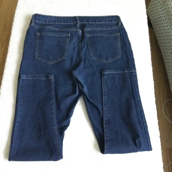 Old Navy Super Skinny Mid Rise Women's Dark Wash Blue Denim Jeans - Size 12 - Image 2
