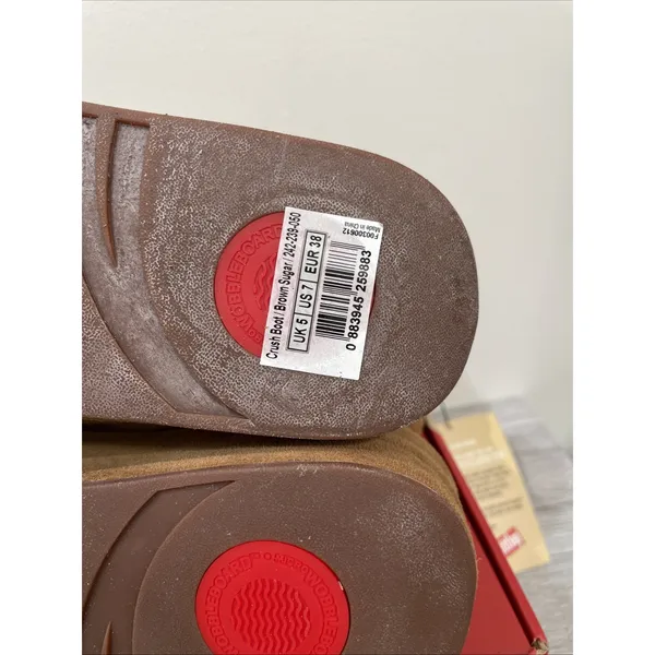 Fit flop crush boot brown sugar Suede women's 7M Wobble‎ Board NIB - Image 8