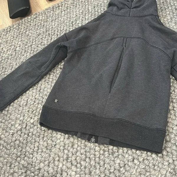 Lululemon Gray Zip Up Scuba Define Sweatshirt No Hood Size 6 - Image 12