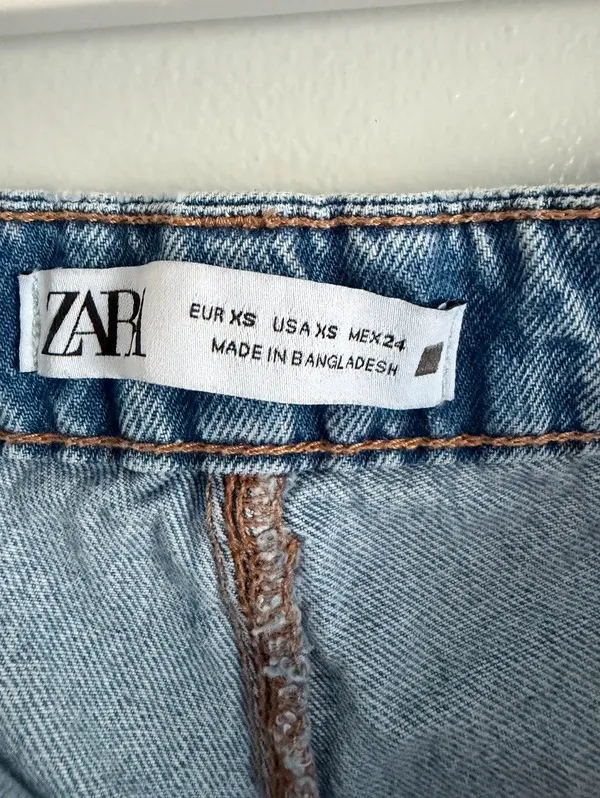 Zara High Rise Denim Skort XS Wrap Front Button Jean Shorts - Image 3